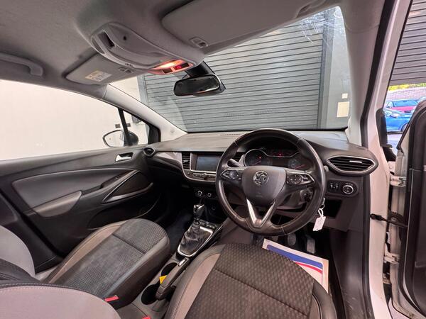Vauxhall Crossland X view 7