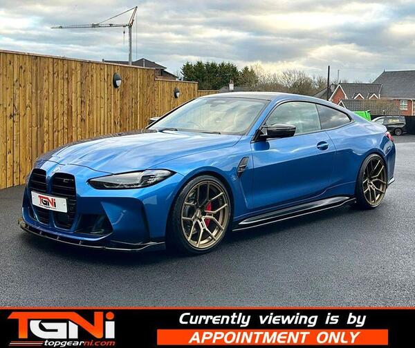 BMW M4 view 4