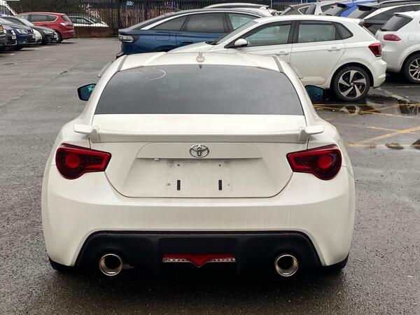 Toyota GT86 view 4