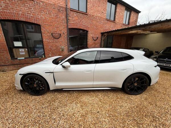 Porsche Taycan view 3
