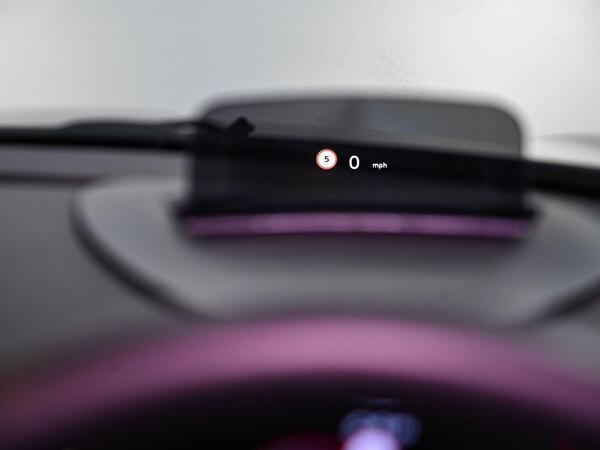 Mini Hatch view 7