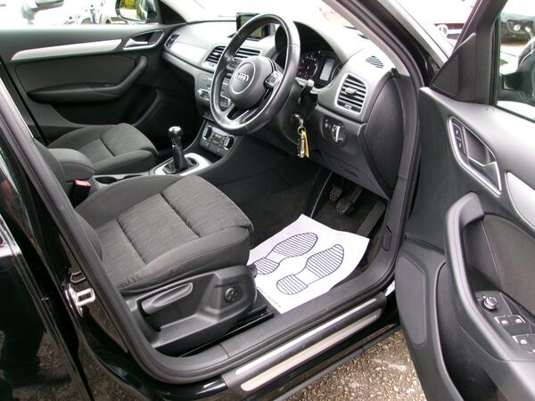 2017 Audi Q3 1.4 TFSI CoD Sport Euro 6 (s/s) 5dr