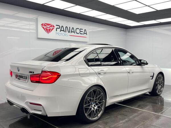 BMW M3 view 4