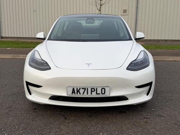 Tesla Model 3 view 3