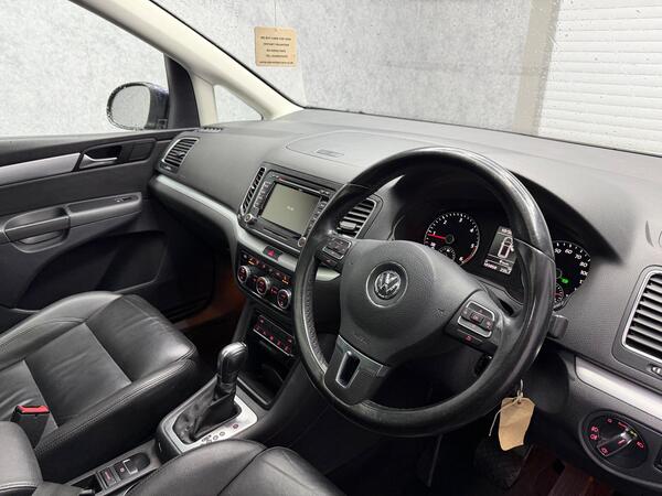 Volkswagen Sharan view 6