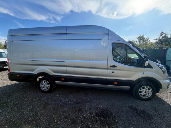 2023 Ford Transit 2.0 350 EcoBlue MHEV Limited RWD L4 H3 Euro 6 (s/s) 5dr