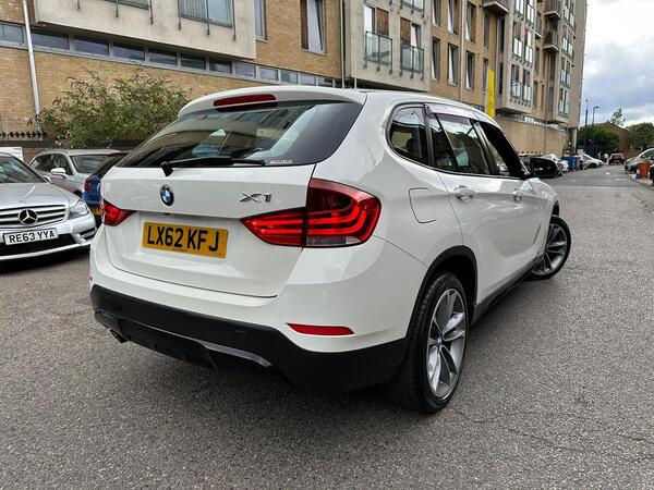 BMW X1 view 7