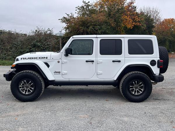 Jeep Wrangler view 4