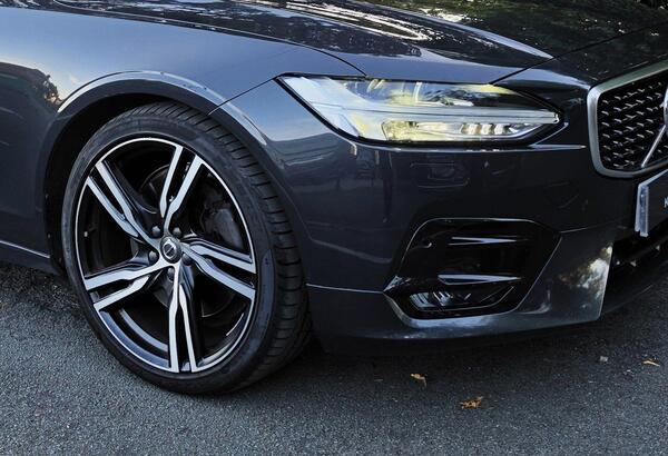 2019 Volvo V90 2.0 D5 PowerPulse R-Design Auto AWD Euro 6 (s/s) 5dr