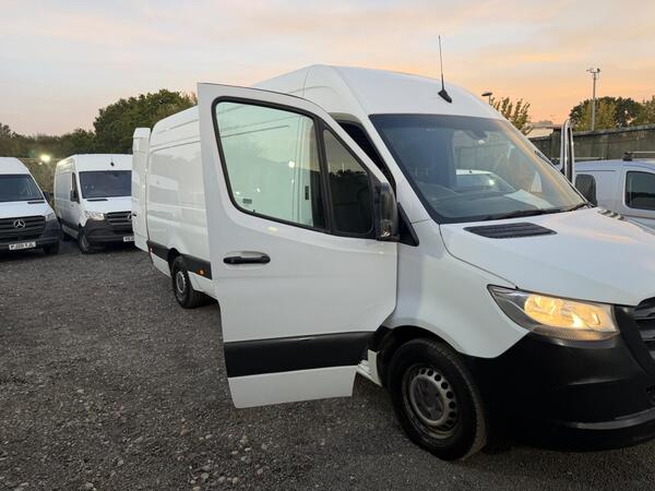 2020 Mercedes-Benz Sprinter 2.1 314 CDI RWD L3 H2 Euro 6 5dr