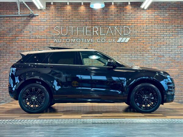 Land Rover Range Rover Evoque view 3