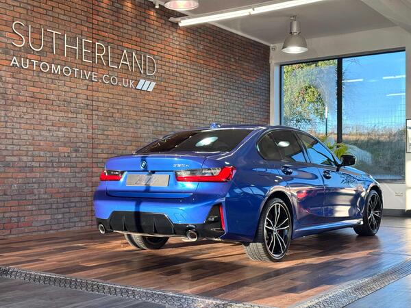 BMW 3 Series view 6