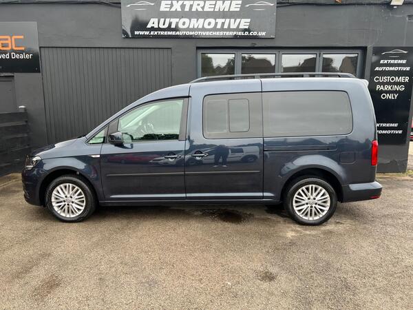 Volkswagen Caddy Maxi Life view 4