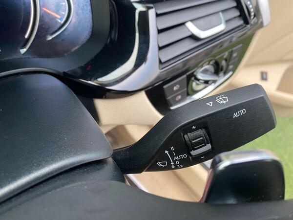 2018 BMW 5 Series 2.0 520d SE Auto xDrive Euro 6 (s/s) 4dr