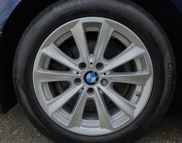 2015 BMW 5 Series 2.0 520d SE Touring Auto Euro 6 (s/s) 5dr