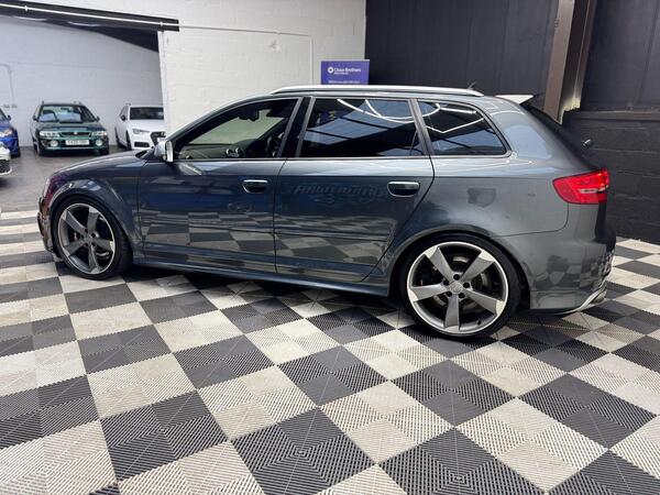 Audi RS3 view 5