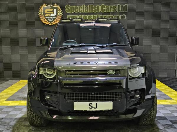 Land Rover 110 view 2