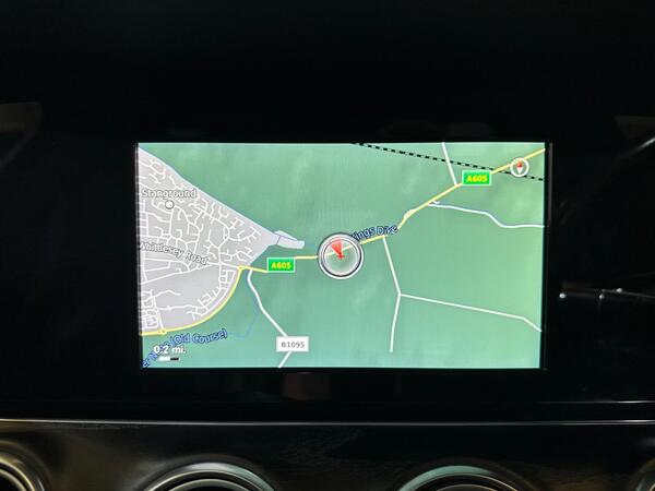 Mercedes-Benz E-Class view 6