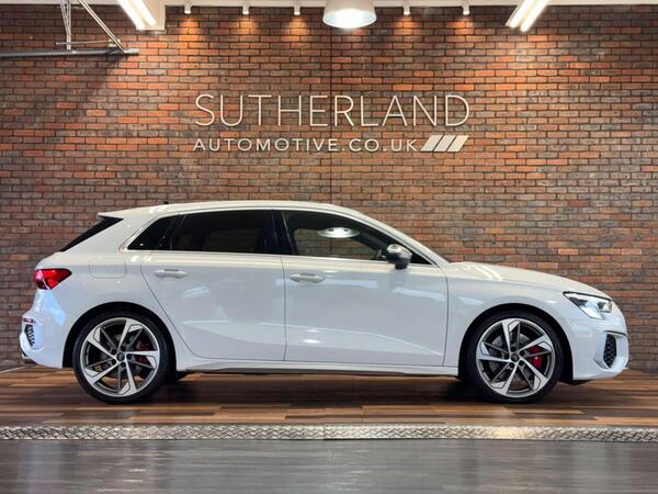 Audi S3 view 3