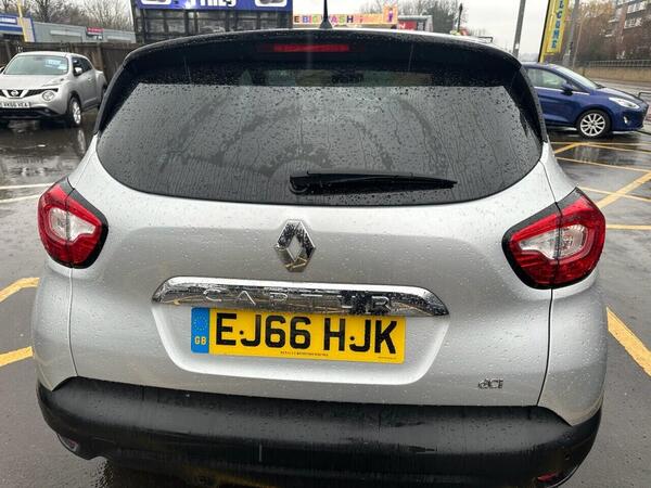 Renault Captur view 4