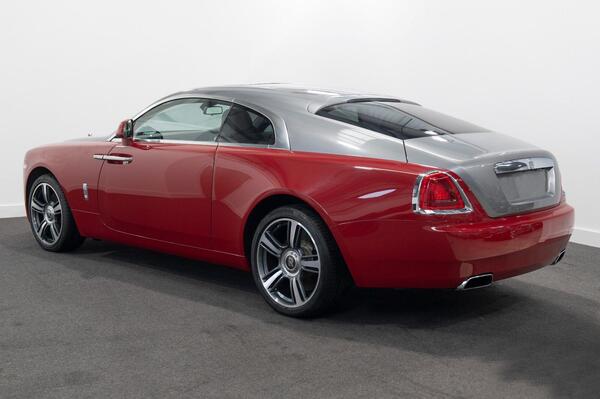 Rolls-Royce Wraith view 5