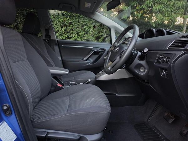 2014 Toyota Verso 1.8 V-Matic Icon Multidrive S Euro 5 5dr Euro 5