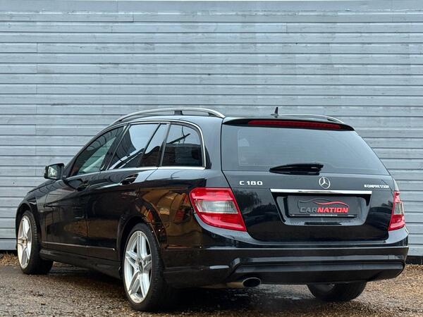 Mercedes-Benz C-Class view 4