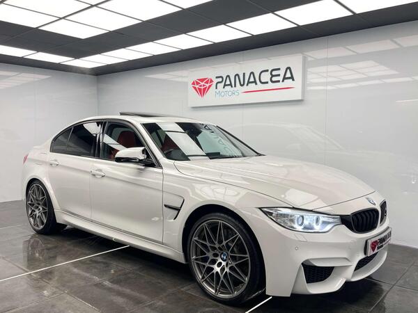 BMW M3 view 3