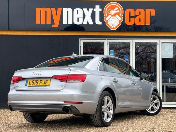 Audi A4 view 7