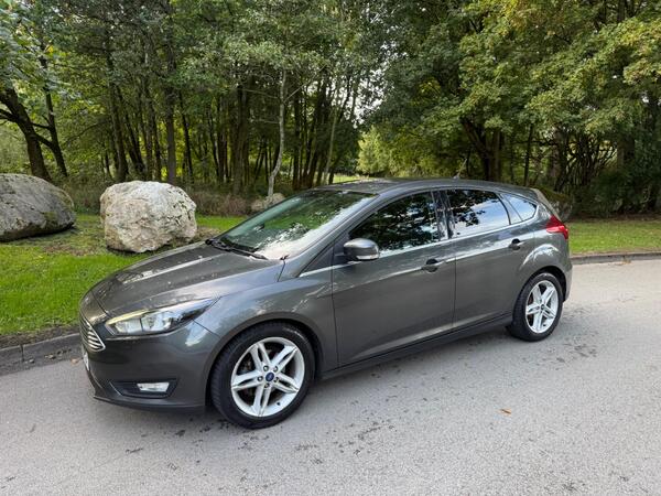 2017 Ford Focus 1.0T EcoBoost Zetec Edition Euro 6 (s/s) 5dr