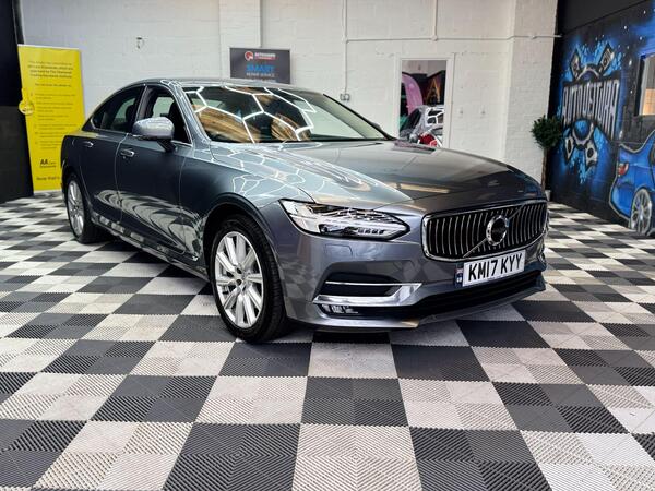 Volvo S90 view 4