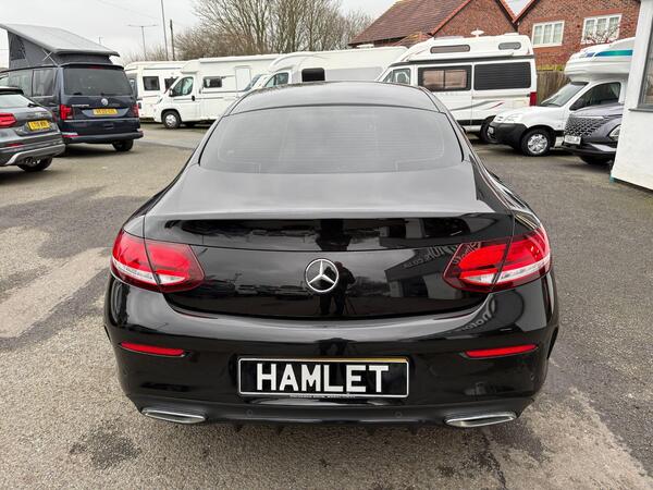 Mercedes-Benz C-Class view 4