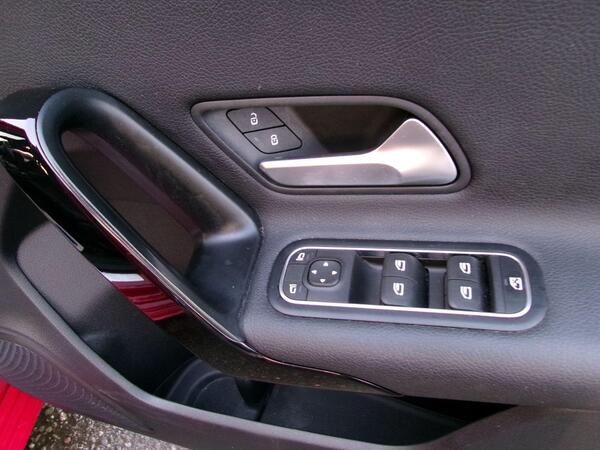 2020 Mercedes-Benz A Class 1.3 A180 SE Euro 6 (s/s) 5dr