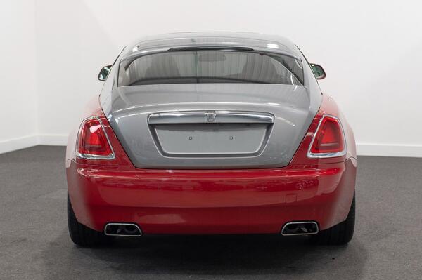 Rolls-Royce Wraith view 6
