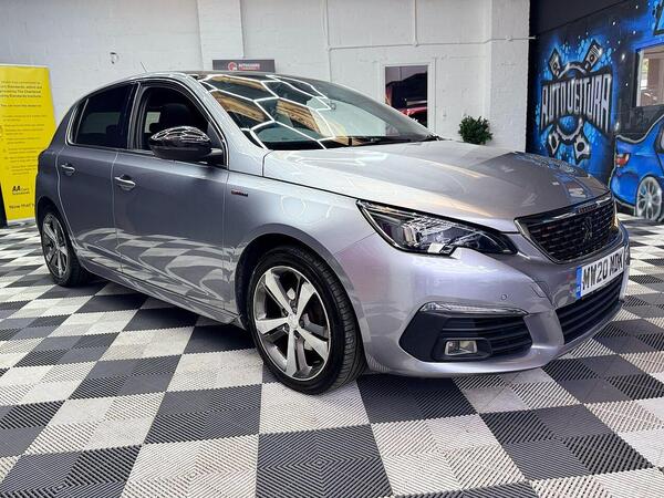Peugeot 308 view 6