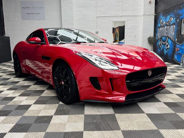 Jaguar F-Type view 5