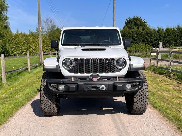 Jeep Wrangler view 3