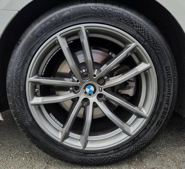 2019 BMW 5 Series 2.0 520d M Sport Touring Auto Euro 6 (s/s) 5dr
