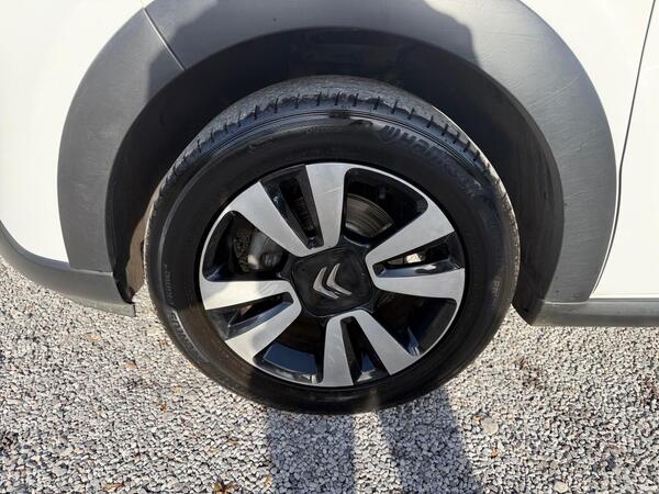 2024 Citroen C3 1.2 PureTech PLUS Euro 6 (s/s) 5dr