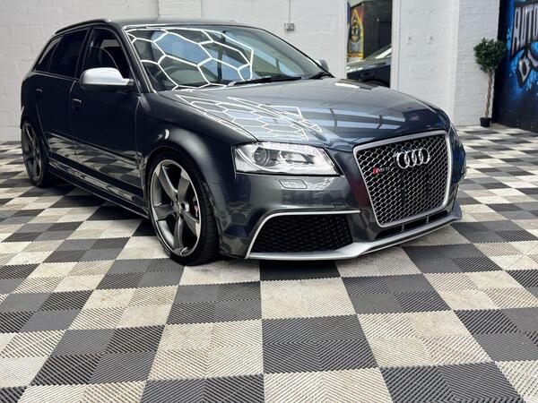 Audi RS3 view 7