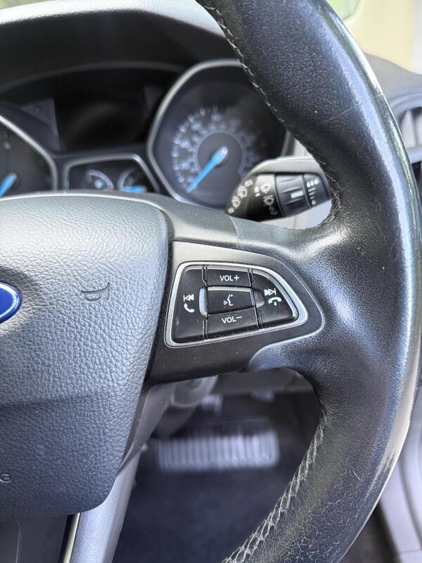 2017 Ford Focus 1.0T EcoBoost Zetec Edition Euro 6 (s/s) 5dr