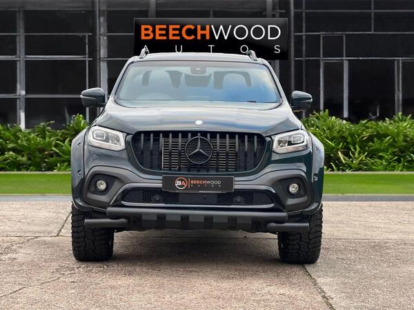 Mercedes-Benz X-Class view 3