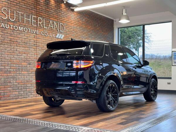 Land Rover Discovery view 6
