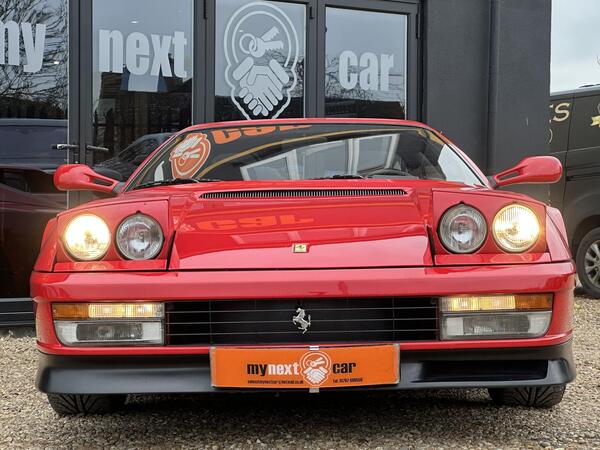 Ferrari Testarossa view 5