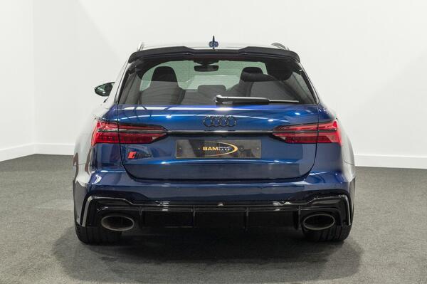 Audi RS6 view 6