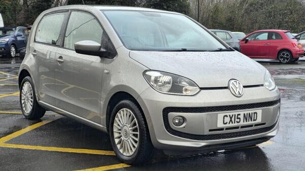 Volkswagen up! view 3