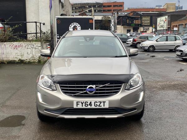 Volvo XC60 view 6