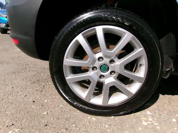 2010 Skoda Yeti 2.0 TDI Elegance 4WD Euro 5 5dr