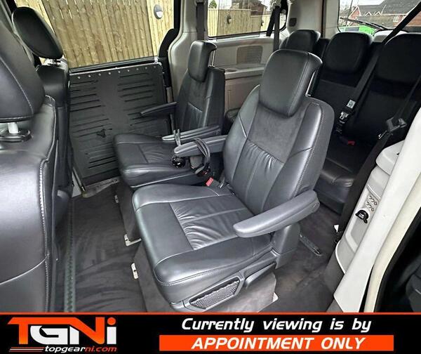 Chrysler Grand Voyager view 6