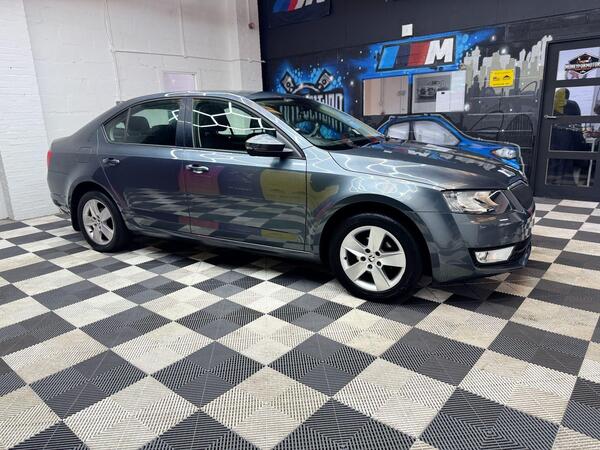 Skoda Octavia view 6
